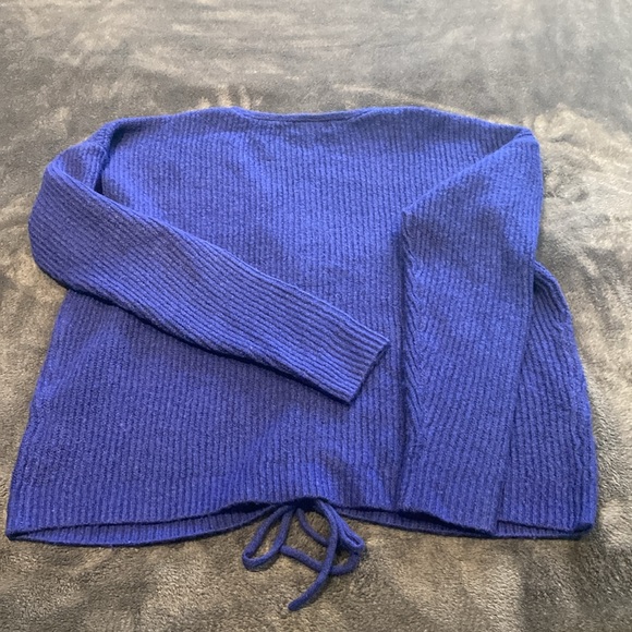 BNWOT sweater - Picture 2 of 3